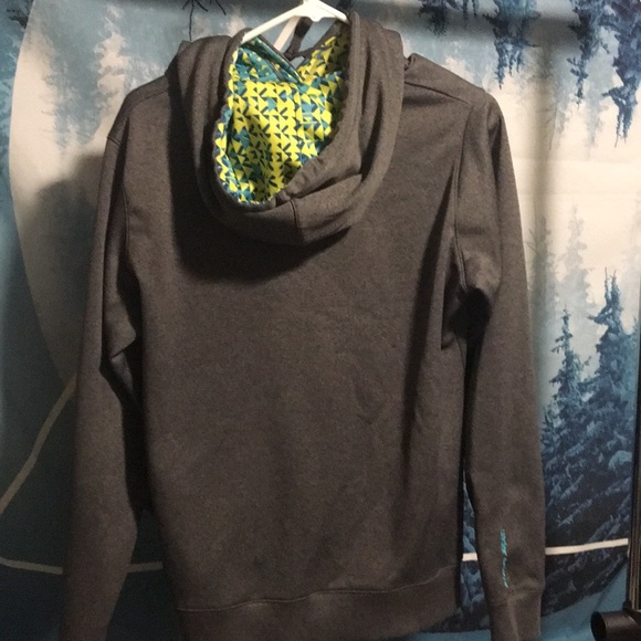 Under Armour Hoodie - Picture 3 of 4